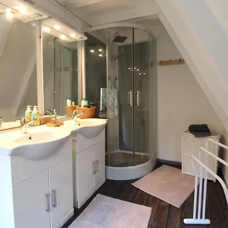 Chalet Atypique En A Larmorique En Pleine Nature *